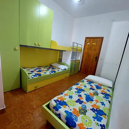 Nyaraló Villa Marea, 20 Mt Dalla Spiaggia Tertenìa